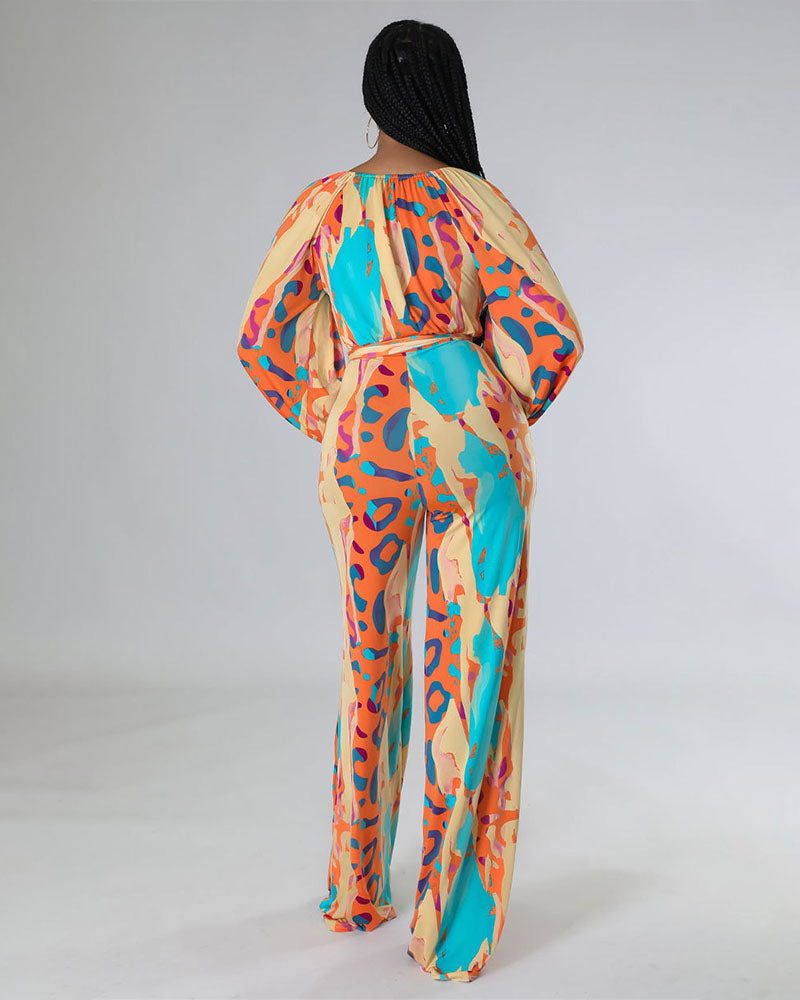 Eye-catching color jumpsuit
